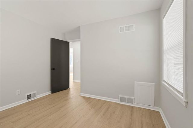 7652 High Drive, Prairie Village, KS 66208