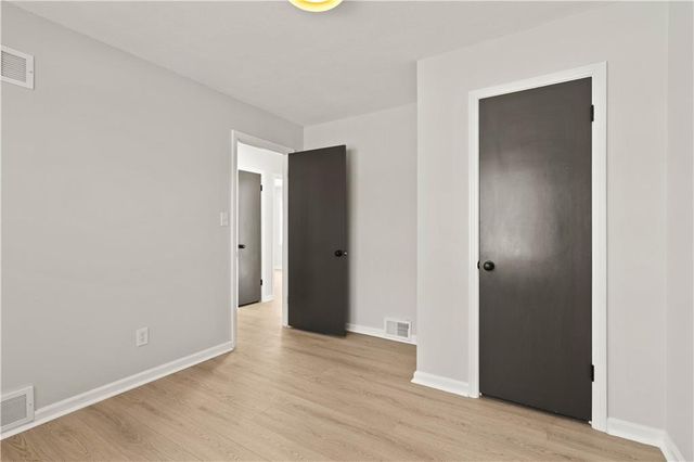 7652 High Drive, Prairie Village, KS 66208