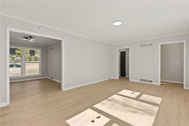 7652 High Drive, Prairie Village, KS 66208