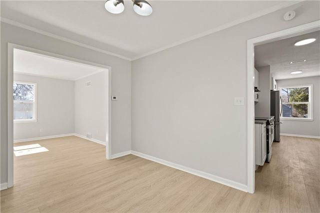 7652 High Drive, Prairie Village, KS 66208