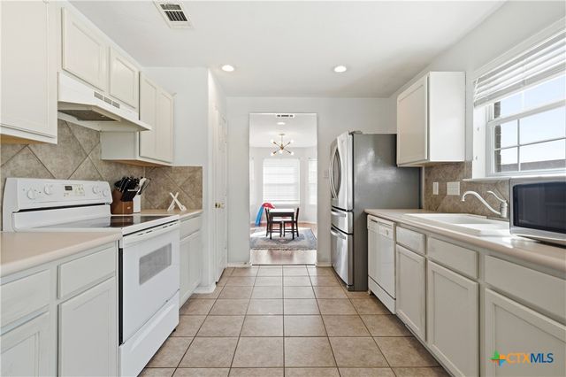 2004 Schorn Dr, Killeen, TX 76542