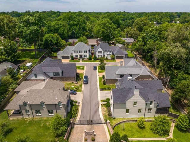 4900 GROSVENOR HILL CV, Memphis, TN 38117