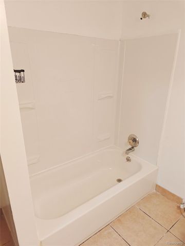 6270 Hunt Street, Romulus, MI 48174