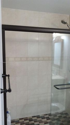6645 Franklin Street 1, Hollywood, FL 33024