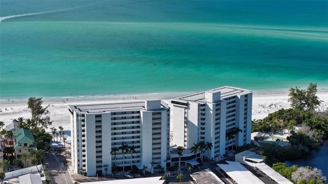 19 WHISPERING SANDS DRIVE 1104, Sarasota, FL 34242