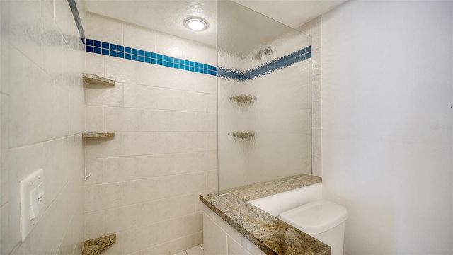 19 WHISPERING SANDS DRIVE 1104, Sarasota, FL 34242