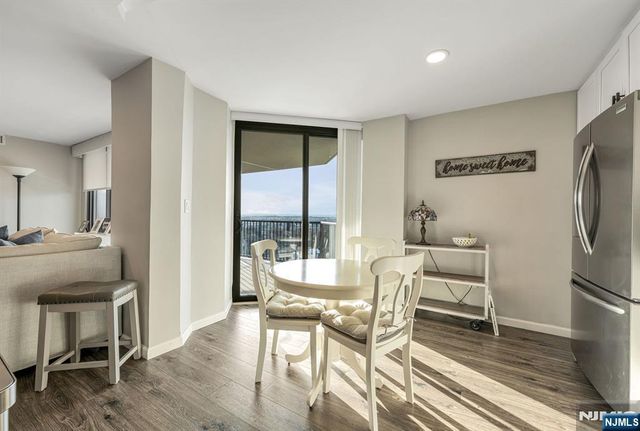 245 Prospect Avenue 14D, Hackensack, NJ 07601