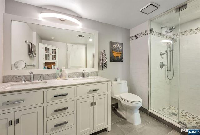 245 Prospect Avenue 14D, Hackensack, NJ 07601