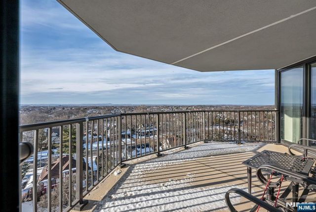 245 Prospect Avenue 14D, Hackensack, NJ 07601