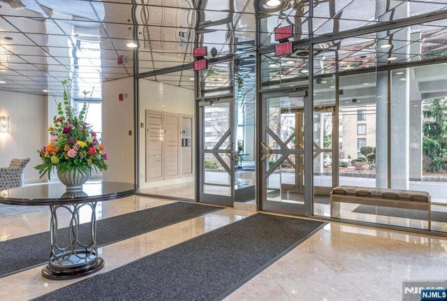 245 Prospect Avenue 14D, Hackensack, NJ 07601