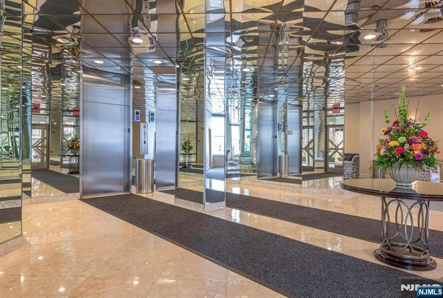 245 Prospect Avenue 14D, Hackensack, NJ 07601