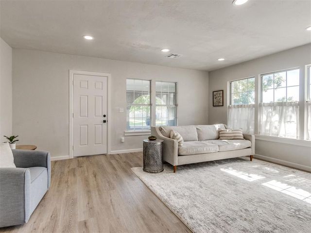 1911 NW 29th Street, Oklahoma City, OK 73106