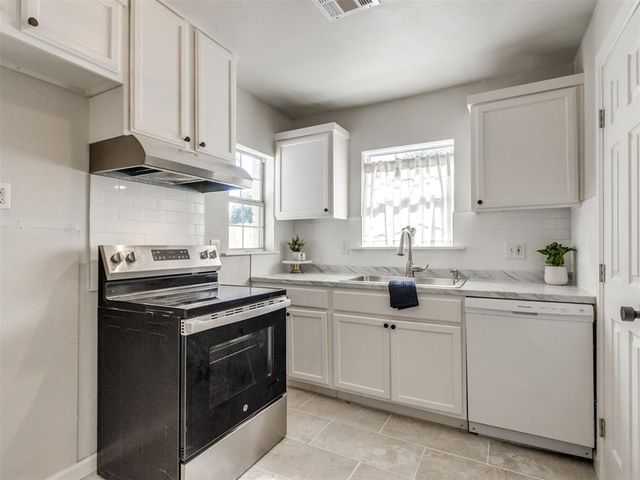 1911 NW 29th Street, Oklahoma City, OK 73106