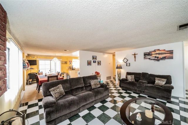 606 S Darney Avenue, West Covina, CA 91792