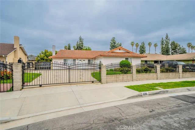 606 S Darney Avenue, West Covina, CA 91792