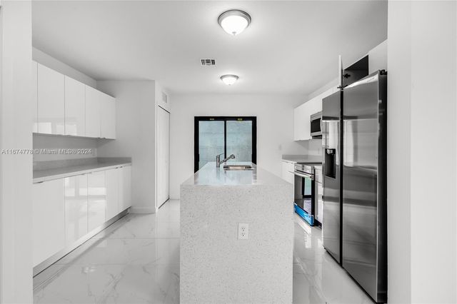 1231 NW 9th Avenue 1231, Florida City, FL 33034