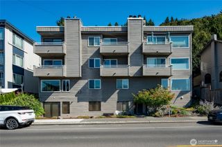 4226 Beach Drive SW #303, Seattle, WA 98116