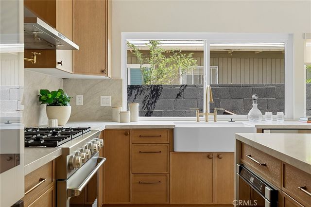 4422 E Silverleaf, Orange, CA 92869