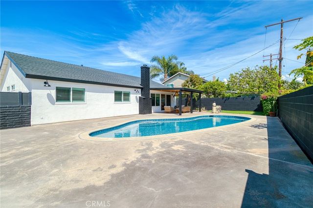 4422 E Silverleaf, Orange, CA 92869