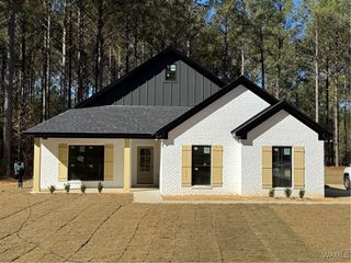 13711 JC Gillam, Berry, AL 35546