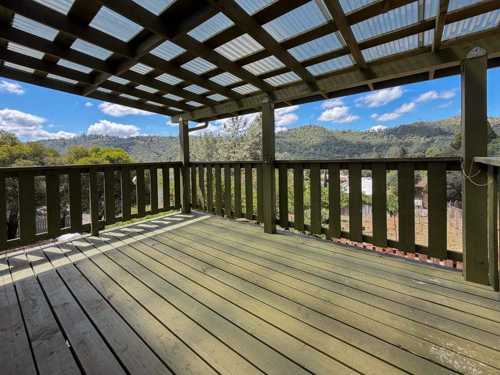 Image 16 of property listing at 5160 Campbell Way, Mariposa, CA 95338