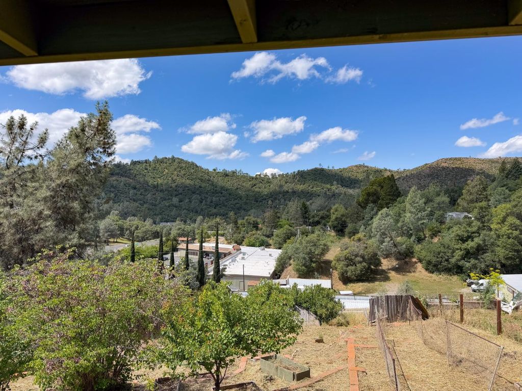Image 19 of property listing at 5160 Campbell Way, Mariposa, CA 95338