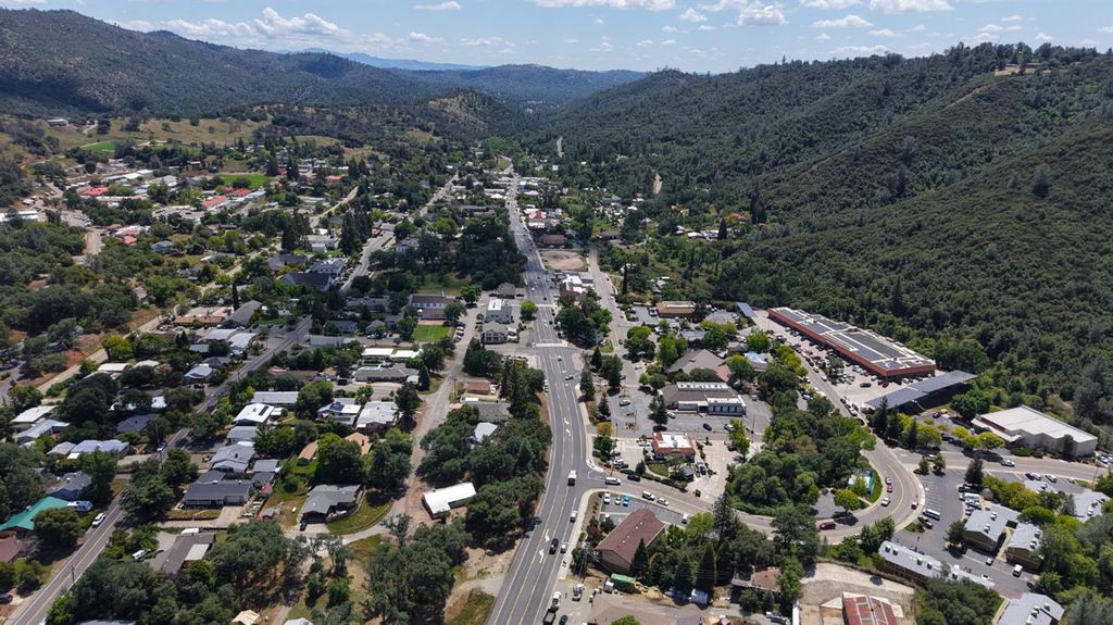 Image 52 of property listing at 5160 Campbell Way, Mariposa, CA 95338
