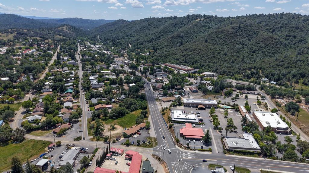 Image 53 of property listing at 5160 Campbell Way, Mariposa, CA 95338