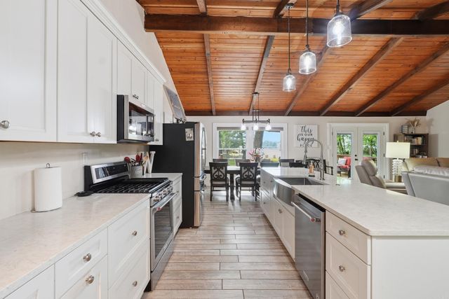 107 Bayshore Cove, Hot Springs, AR 71901