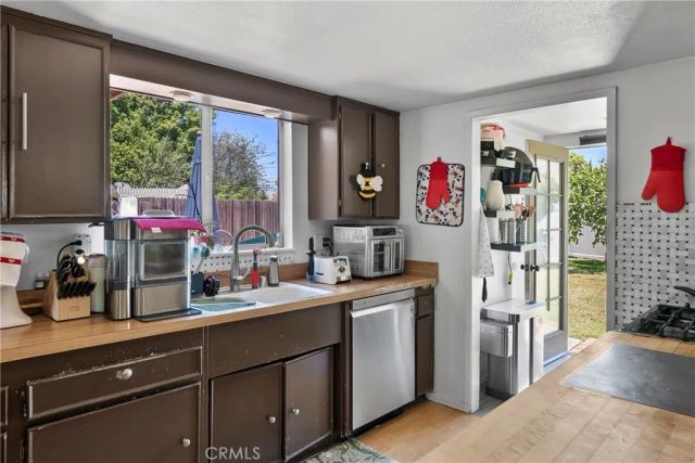 2436 Littleton, Costa Mesa, CA 92626