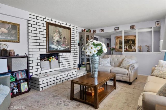 2436 Littleton, Costa Mesa, CA 92626