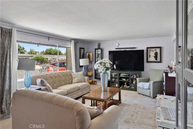 2436 Littleton, Costa Mesa, CA 92626