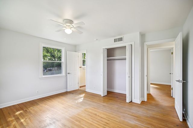 2411 Cloverdale Rd, Nashville, TN 37214