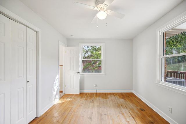 2411 Cloverdale Rd, Nashville, TN 37214