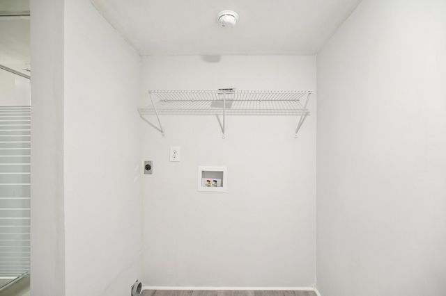 2411 Cloverdale Rd, Nashville, TN 37214