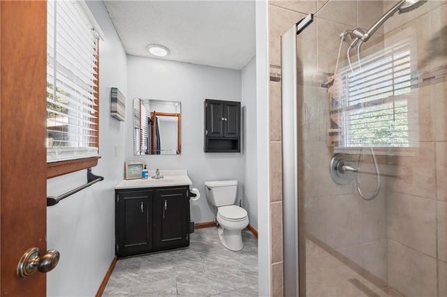 101 Fairview Avenue, Warrensburg, MO 64093