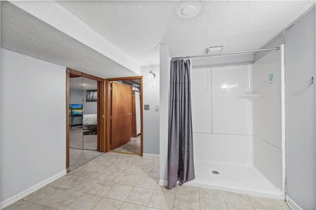 101 Fairview Avenue, Warrensburg, MO 64093