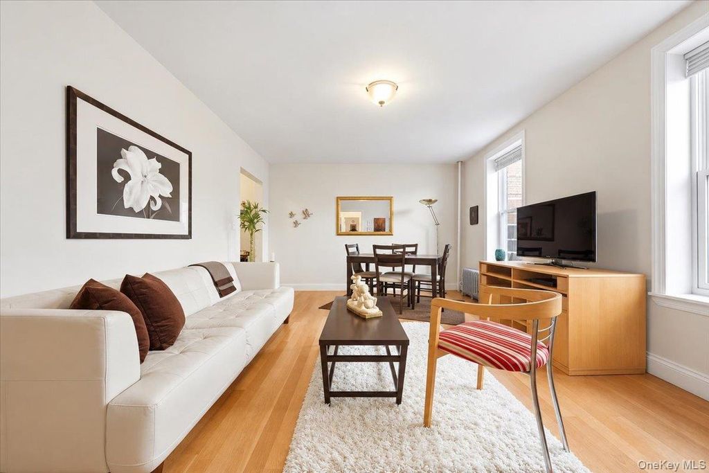 811 Walton Avenue E18, Bronx, NY 10451 — photo 2