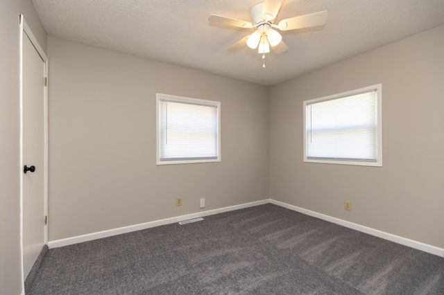 237 N Kansas Ave, Salina, KS 67401