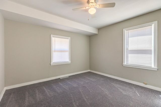 237 N Kansas Ave, Salina, KS 67401