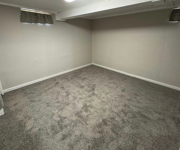 237 N Kansas Ave, Salina, KS 67401