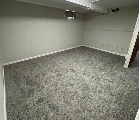 237 N Kansas Ave, Salina, KS 67401
