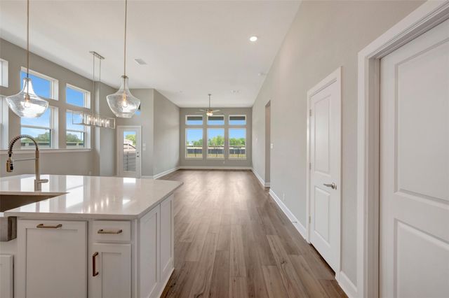 2423 Mission Heights Way, Manvel, TX 77578