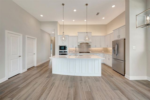 2423 Mission Heights Way, Manvel, TX 77578