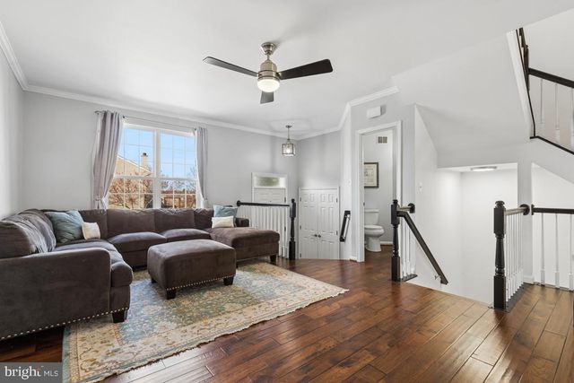 25462 UPPER CLUBHOUSE DR, Chantilly, VA 20152