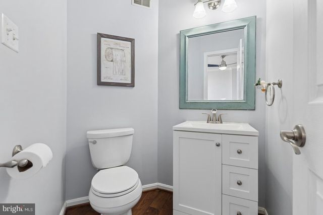 25462 UPPER CLUBHOUSE DR, Chantilly, VA 20152