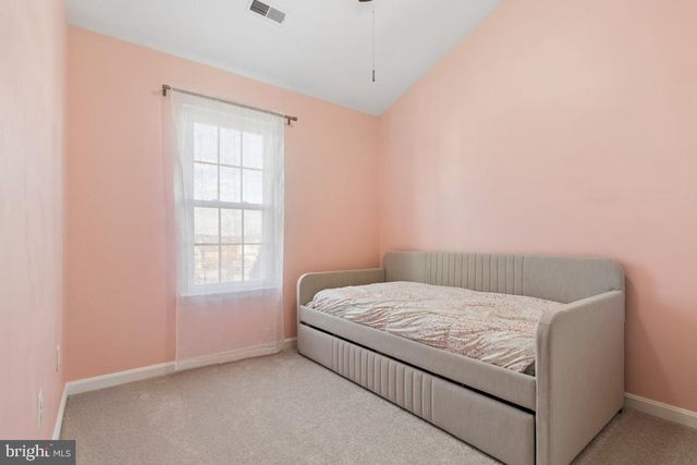 25462 UPPER CLUBHOUSE DR, Chantilly, VA 20152