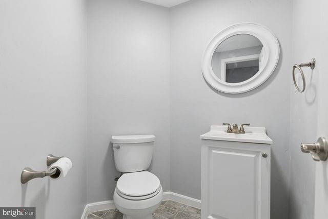 25462 UPPER CLUBHOUSE DR, Chantilly, VA 20152