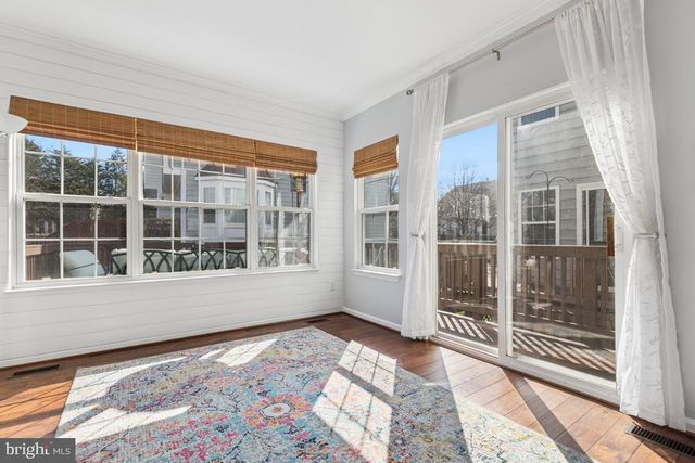 25462 UPPER CLUBHOUSE DR, Chantilly, VA 20152