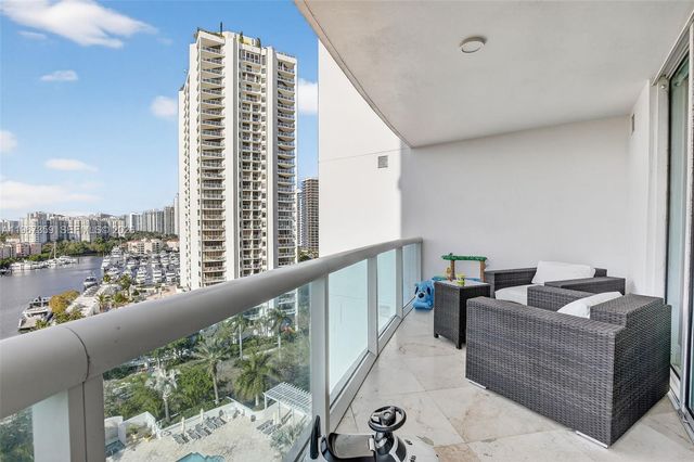 19400 Turnberry Way 1012, Aventura, FL 33180